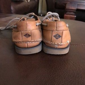 Sperry topsider